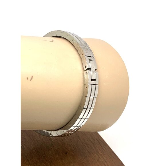 Bulova Women's Watch 96P214 Quartz Diamond Silver Dial Bangle Steel 30mm - Picture 10 of 14